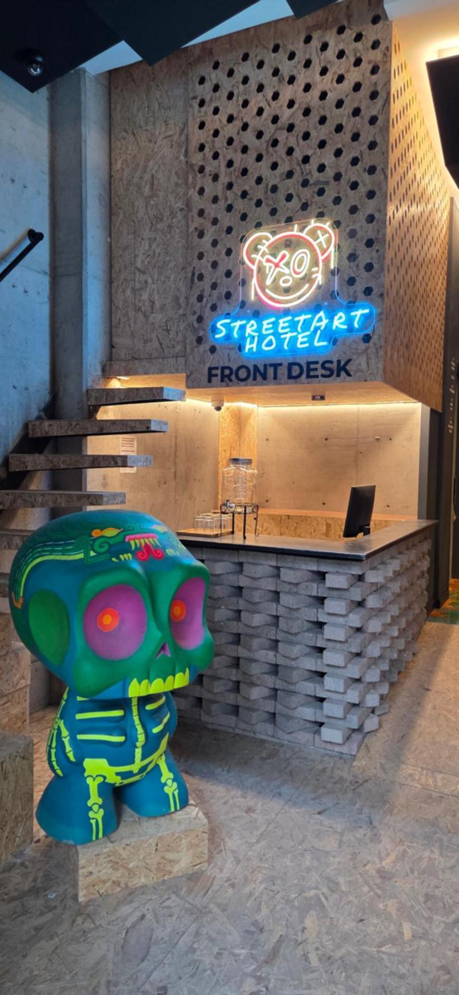 Street Art Hotel Roma Mexico By Eksteriør billede